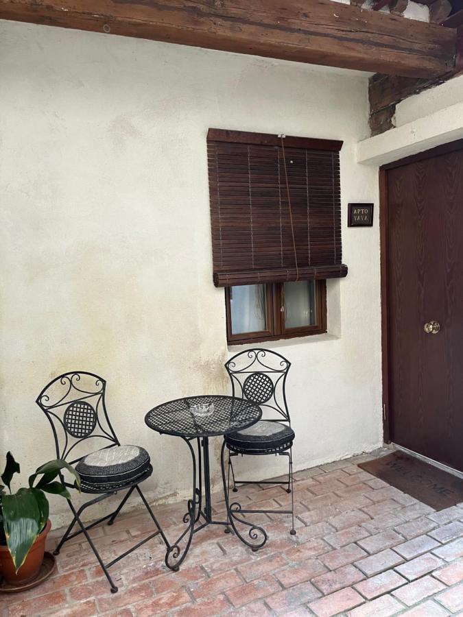 El Apartamento De La Yaya Toledo Bagian luar foto